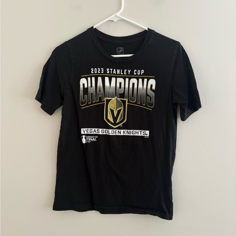 NHL Boys Large 14/16 Stanley Cup NHL Vegas Hockey 2023 Shirt